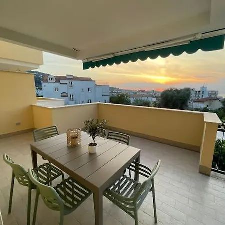 Διαμέρισμα Maison Lara *